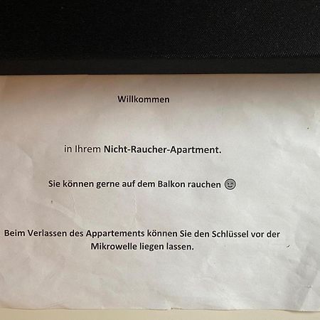 Zwei Zimmer Appartment Mit Balkon Und Stellplatz Voll Moebliert Trier Eksteriør bilde